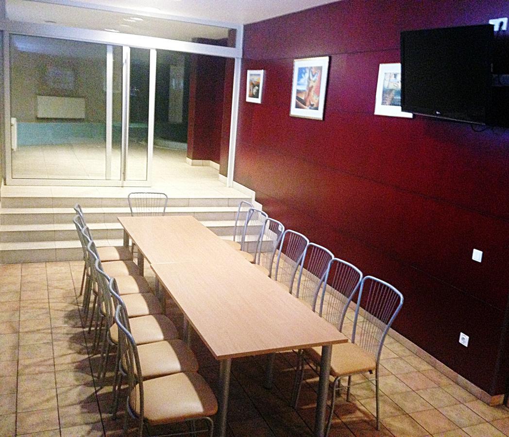 Tanagra Hotel Вилнюс Екстериор снимка