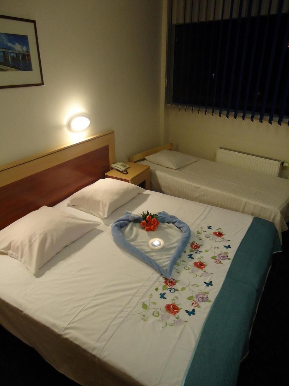 Tanagra Hotel Вилнюс Екстериор снимка