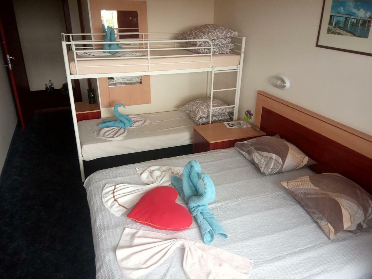 Tanagra Hotel Вилнюс Екстериор снимка