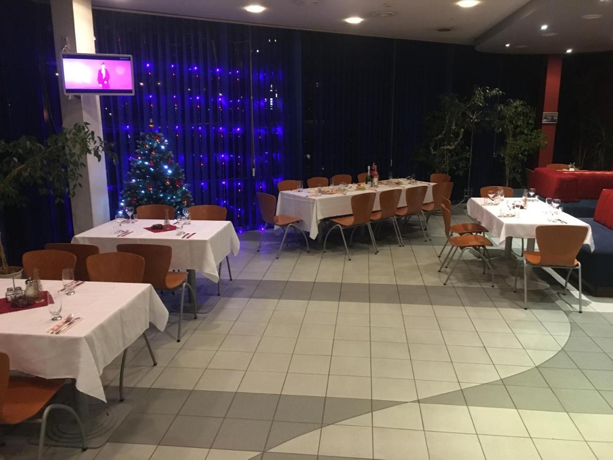 Tanagra Hotel Вилнюс Екстериор снимка