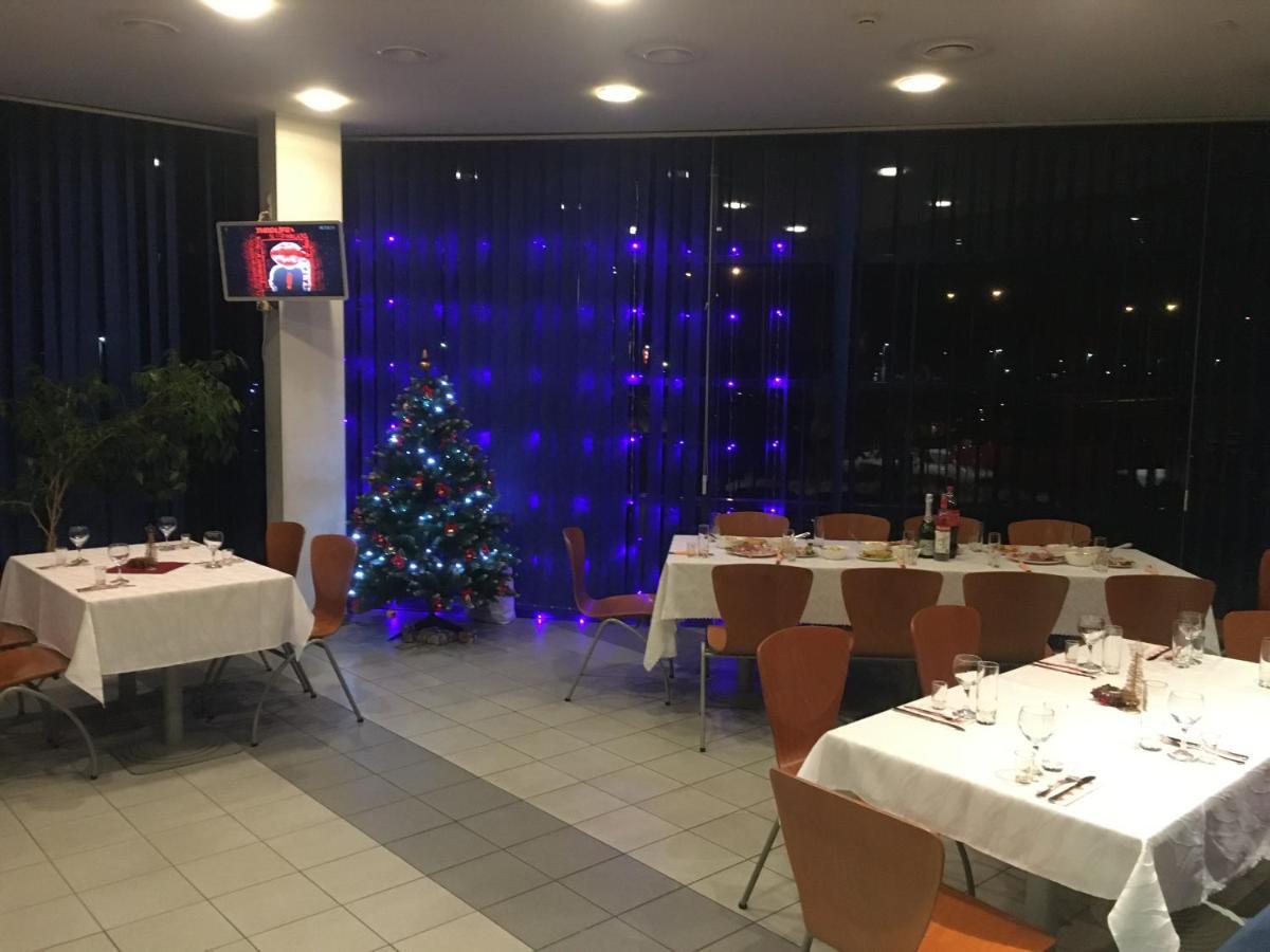Tanagra Hotel Вилнюс Екстериор снимка